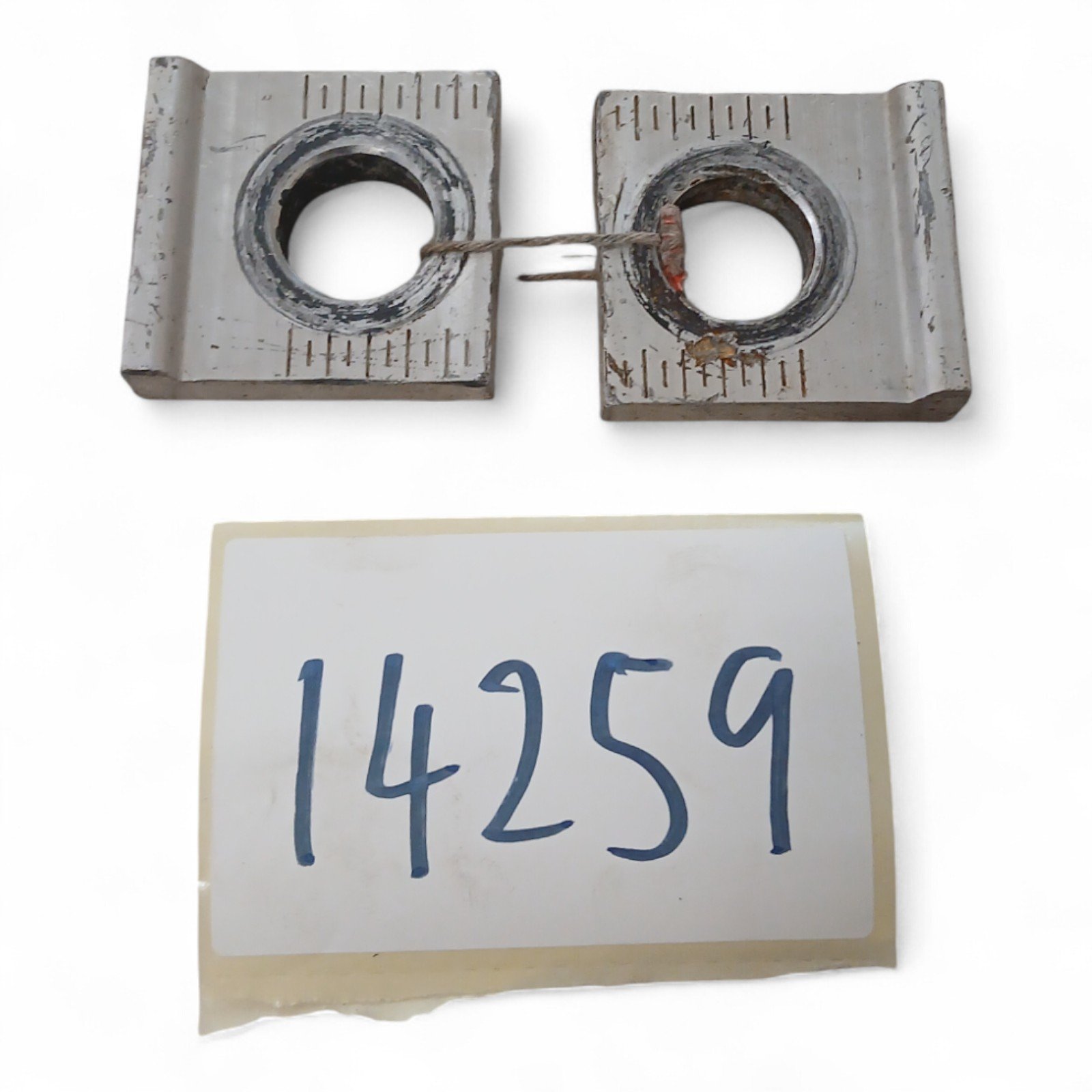 14259_2028129-Photoroom.jpg Yamaha YZ 125 125 1989-1995 Chain Adjuster OEM - Image 1