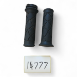 Yamaha XQ 125 Maxster - MBK Thunder 125 125 2003 Handlebar Grips with Throttle Tube Twist Grip OEM - Image 2