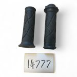 Yamaha XQ 125 Maxster - MBK Thunder 125 125 2003 Handlebar Grips with Throttle Tube Twist Grip OEM - Image 5