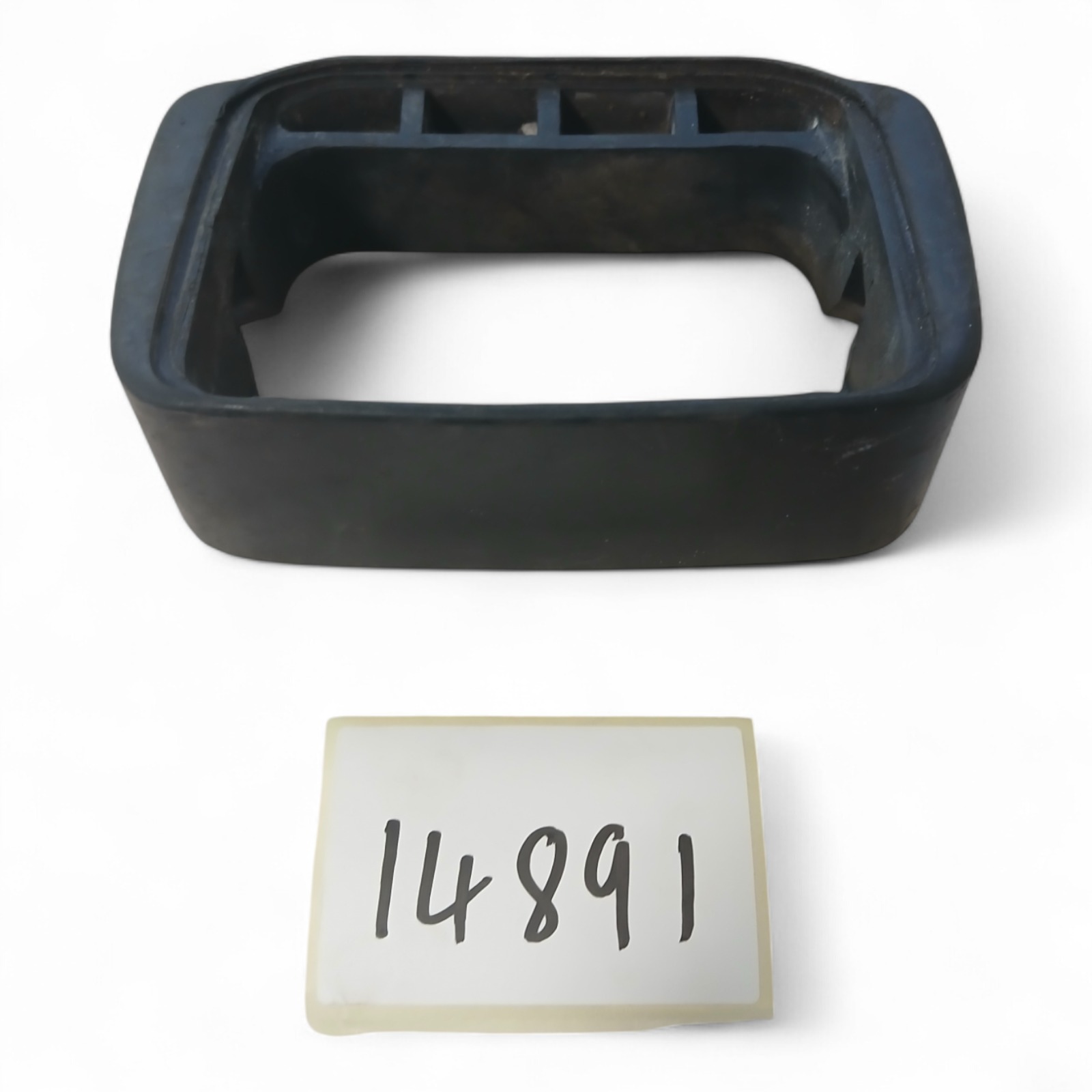 14891_2028129-Photoroom.png Honda CG 125 BR-G 125 1990 Rear Light Lamp Rubber Gasket OEM - Image 1
