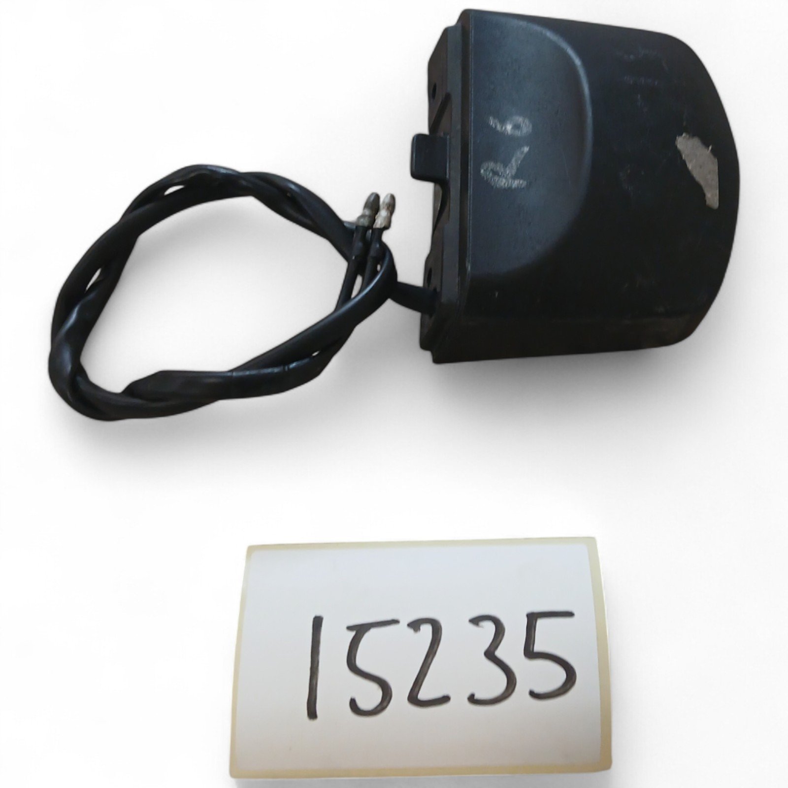 15235_2028129.jpg Yamaha YZF R1 R6 600-1000 2008-2014 Number Plate Illumination Light OEM P1522 50R-000034 - Image 1
