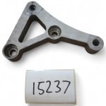 Yamaha YZF R6 55L 600 2003 Left Engine Mount Bracket OEM - Image 3