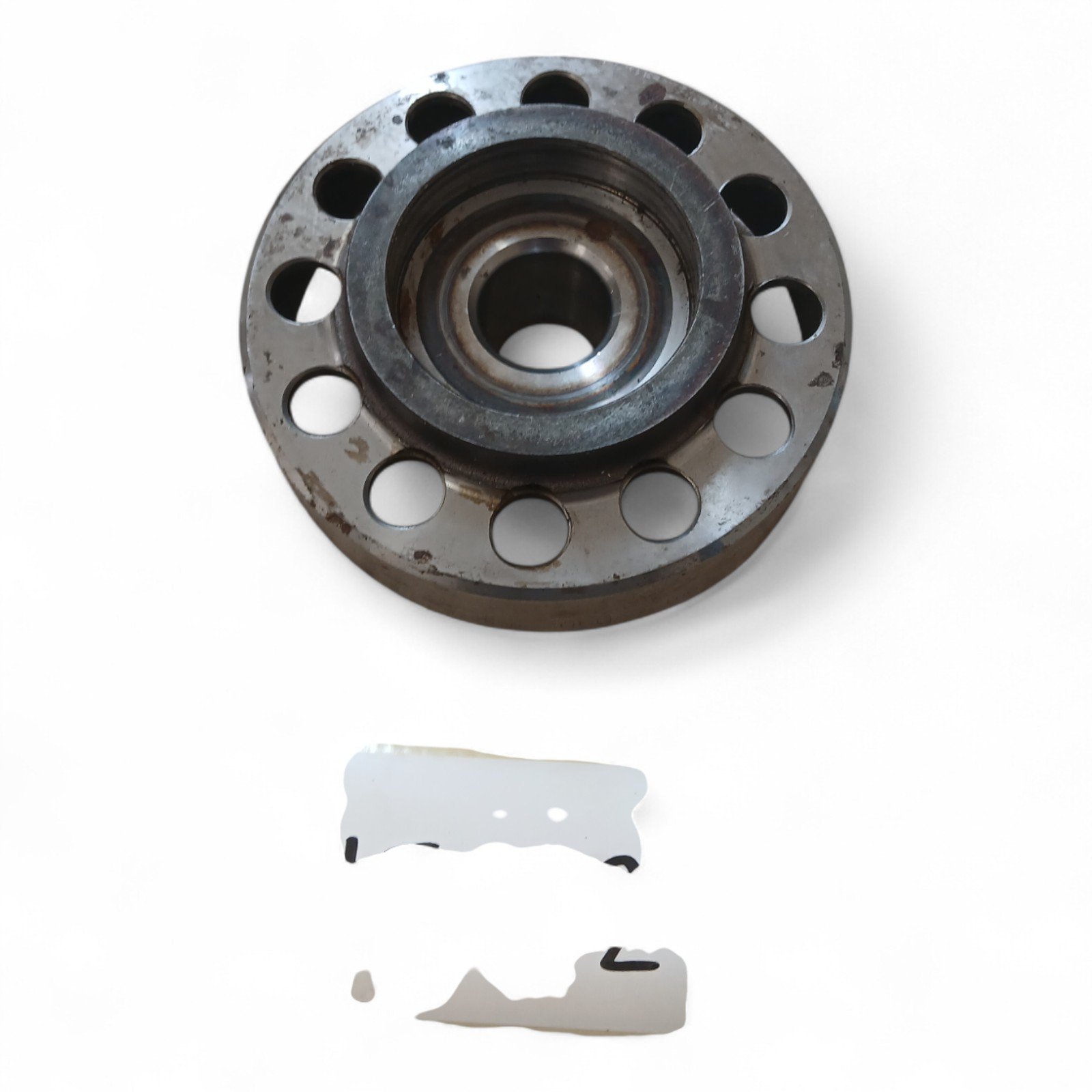 15242_2028129-Photoroom.jpg Yamaha YZF R6 55L 600 2003 Flywheel OEM LMX62 - Image 1