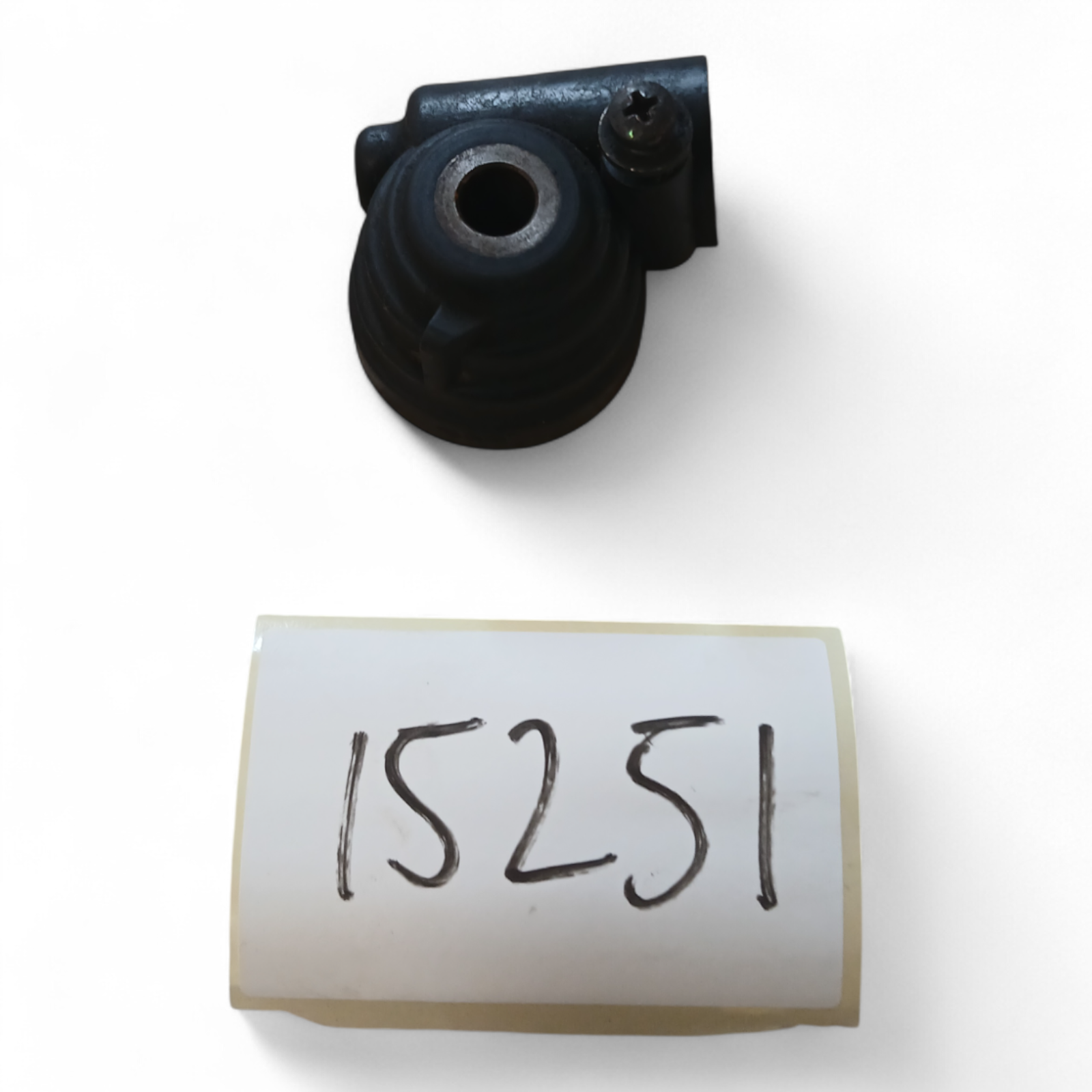 15251_2028129-Photoroom.png Suzuki Address V100 100 1994 Speedo Drive OEM - Image 1