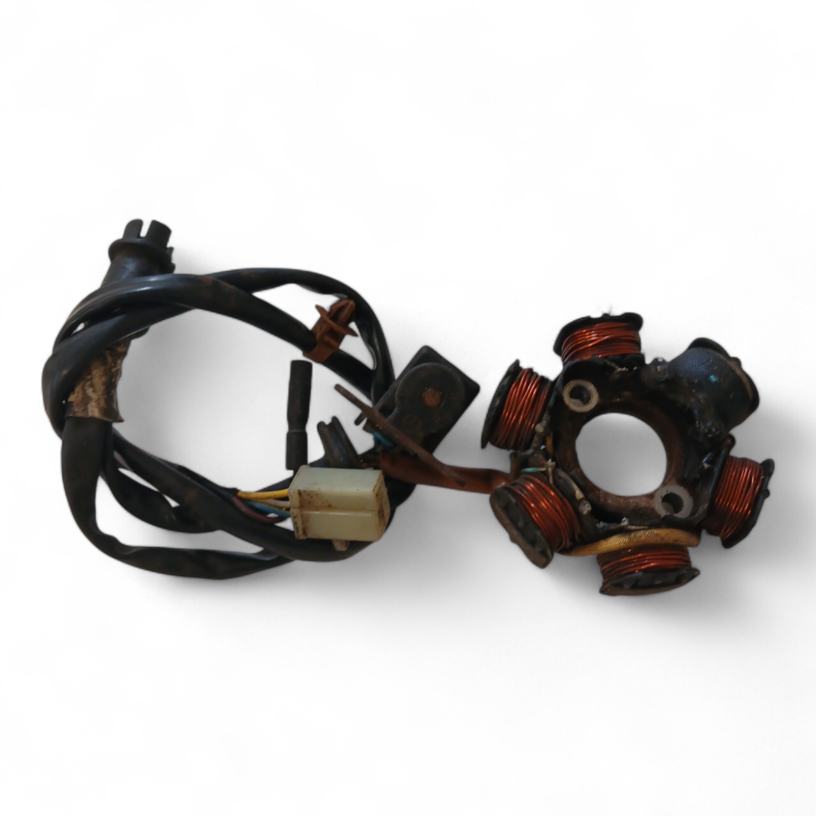 15341_2028129-Photoroom.png Peugeot Speedfight 100 100 1999 Alternator Generator Stator OEM - Image 1
