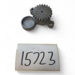 Kawasaki GPX 250 KZ 305 AE 250 / 305 1981-1988 Enging Oil Pump OEM KZ305AE 03221 (engine number)
