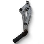 Yamaha RD 125 LC MK1 125 1982-1984 Right Hand Side Footrest Hanger and Foot Peg OEM - Image 2