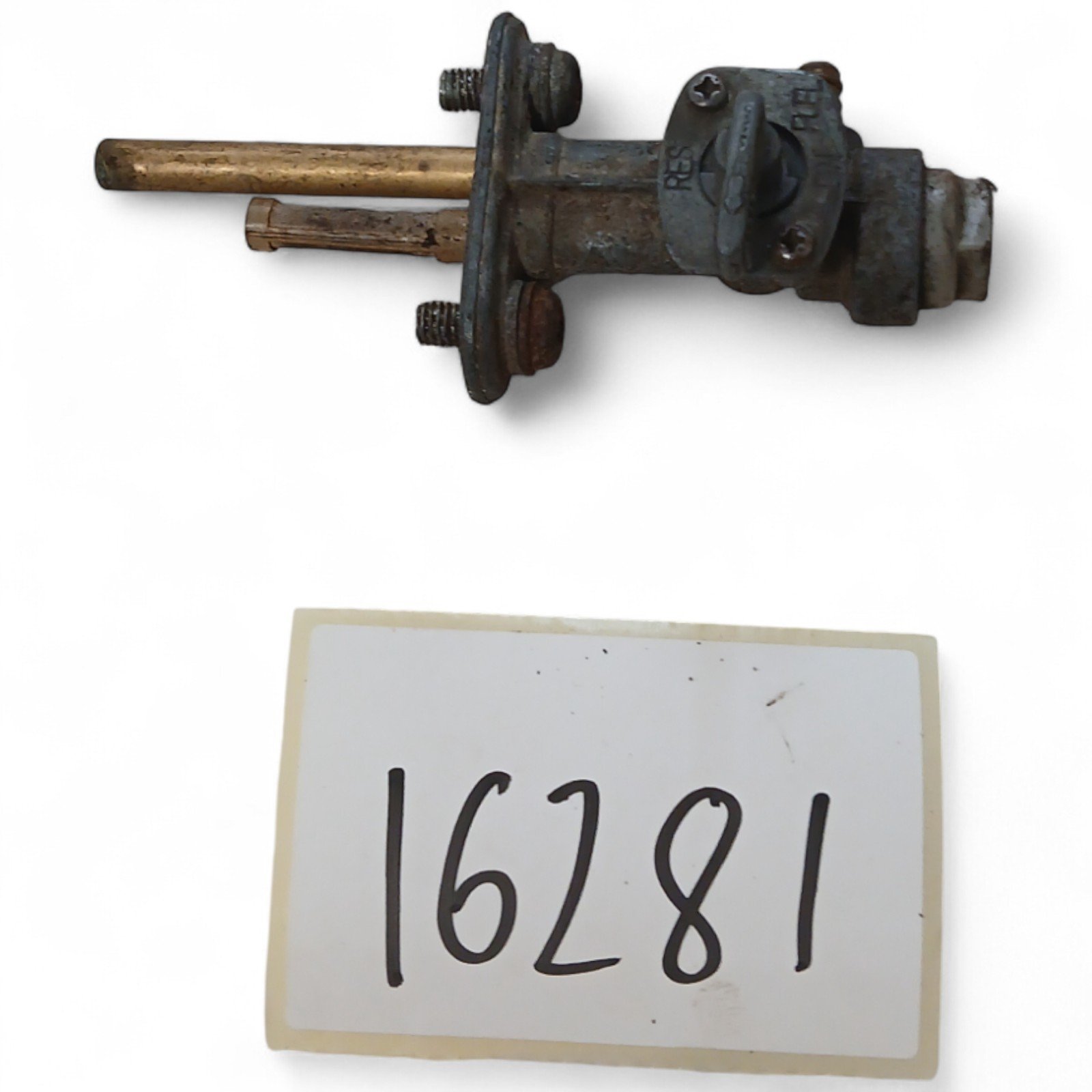 16281_2028129-Photoroom.jpg Yamaha RD 125 LC MK1 125 1982-1984 Fuel Tap OEM U25 - Image 1