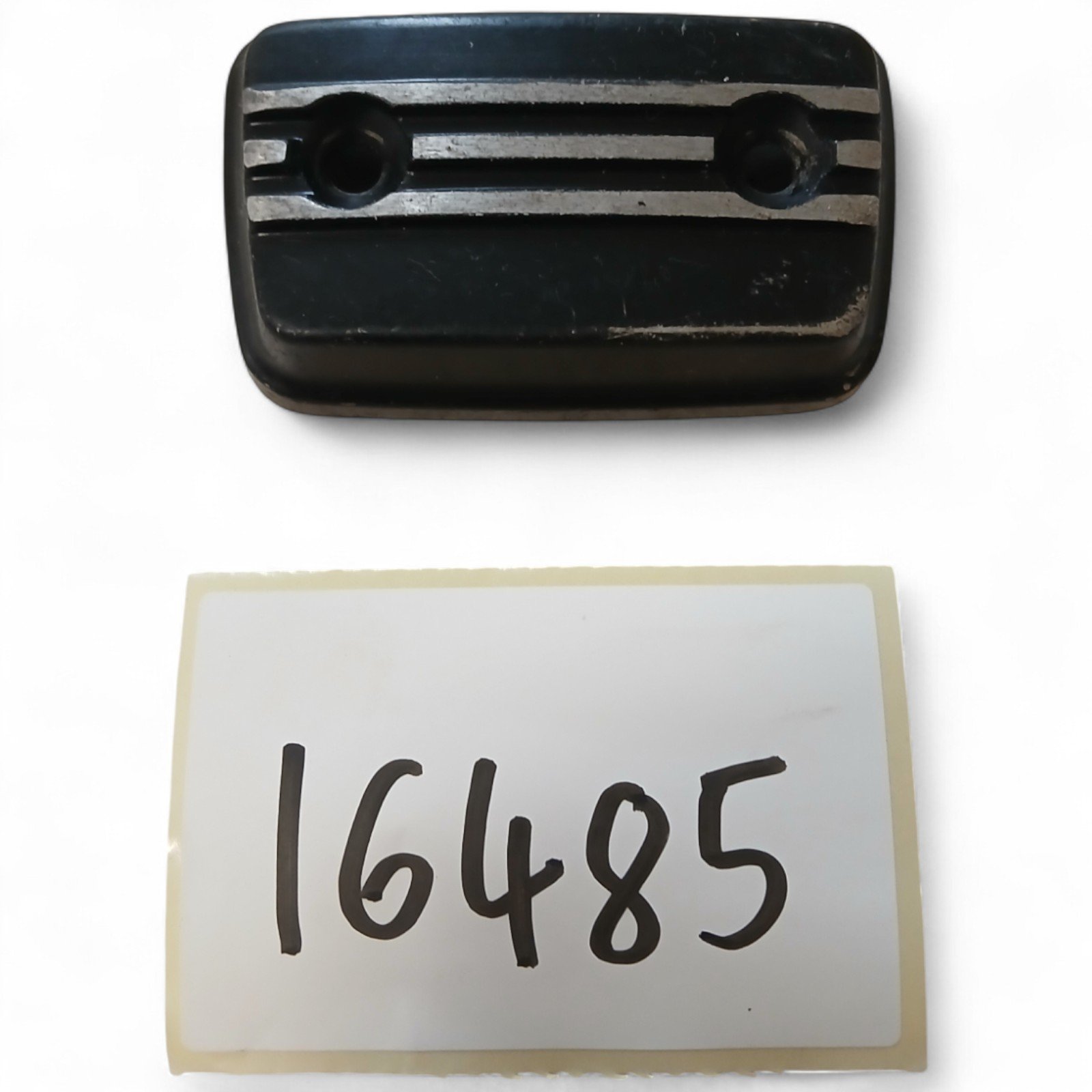 16485_2028129-Photoroom.jpg Suzuki GS 1100 E 1100 1980-1983 Valve Cover End Cap OEM 1SZZ465-2 - Image 1