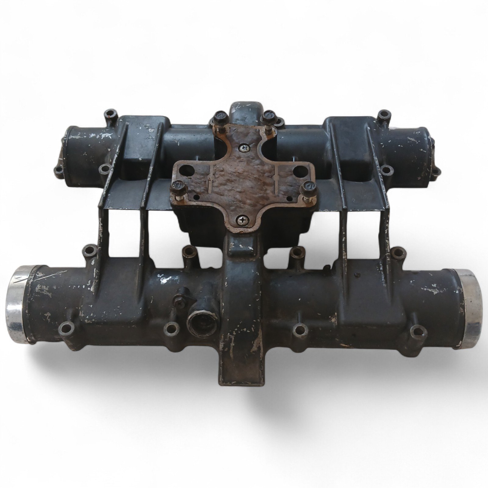 16582_2028129-Photoroom.jpg Suzuki GS 550 550 1980 Valve Head Cover OEM 11171-47001 - Image 1