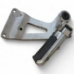 Suzuki GSX-R 1100 1100 1993-1994 Rear Right Footrest Bracket and Footrest Peg OEM 13291 - Image 4