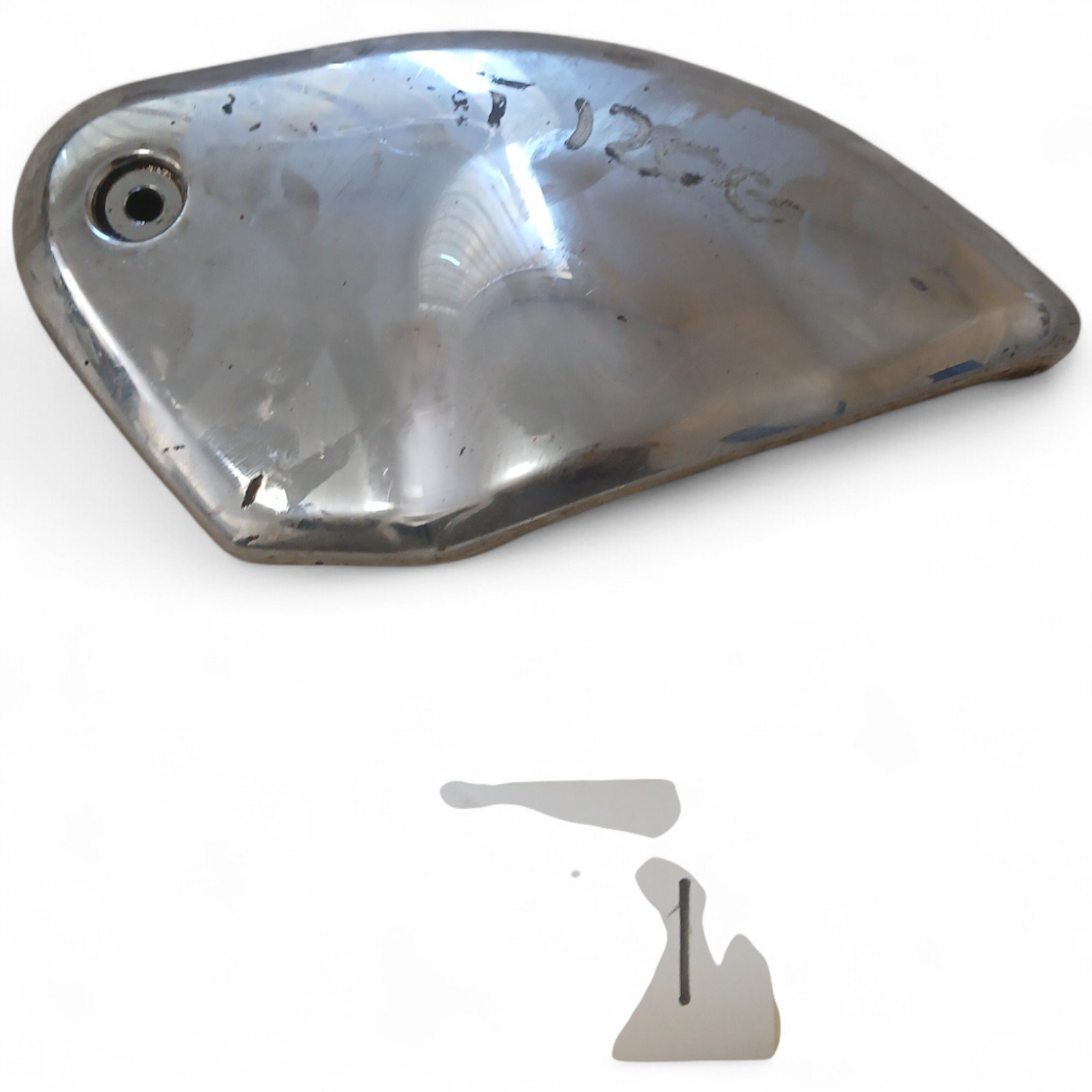 16631_2028129-Photoroom.jpg Suzuki GSF 600 Bandit 600 1995-1999 Right Side Cap OEM 13910-26E0 - Image 1