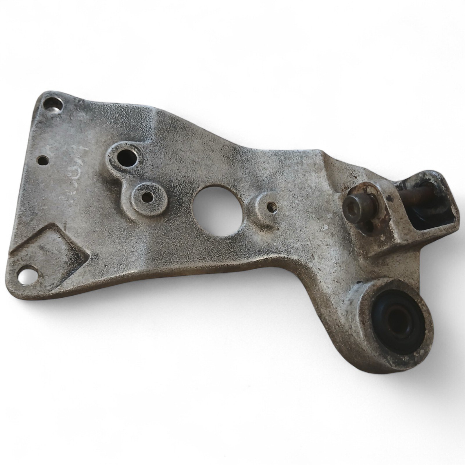 16638_2028129-Photoroom.jpg Suzuki GSX-R 1100 1100 1992 Rear Left Footrest Peg Bracket OEM GV73C/N - Image 1