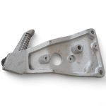 Suzuki GSX-R 750 750 1988-1990 Left Hand Front Footrest Peg Bracket and Footrest Peg OEM 43700-17D00 - Image 6