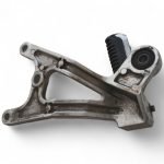 Suzuki GSX-R 1100 1100 1993 Right Passenger Footrest Peg Bracket and Footrest Pillion OEM 46E - Image 4