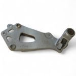 Suzuki GSX-R 1100 1100 1986-1988 Rear Right Footrest Bracket OEM 5V141 - Image 3