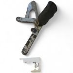 Yamaha TZR 125 125 1987-1992 Front Left Footrest Bracket and Footrest OEM - Image 3