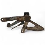 Yamaha TZR 125 125 1987-1992 Front Left Footrest Bracket, Gear Lever and Footrest OEM - Image 5