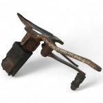 Yamaha TZR 125 125 1987-1992 Front Left Footrest Bracket, Gear Lever and Footrest OEM - Image 6