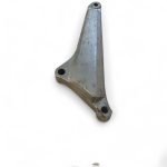 Honda CB 750 750 1977 Left Footrest Peg Bracket OEM 558 - Image 2