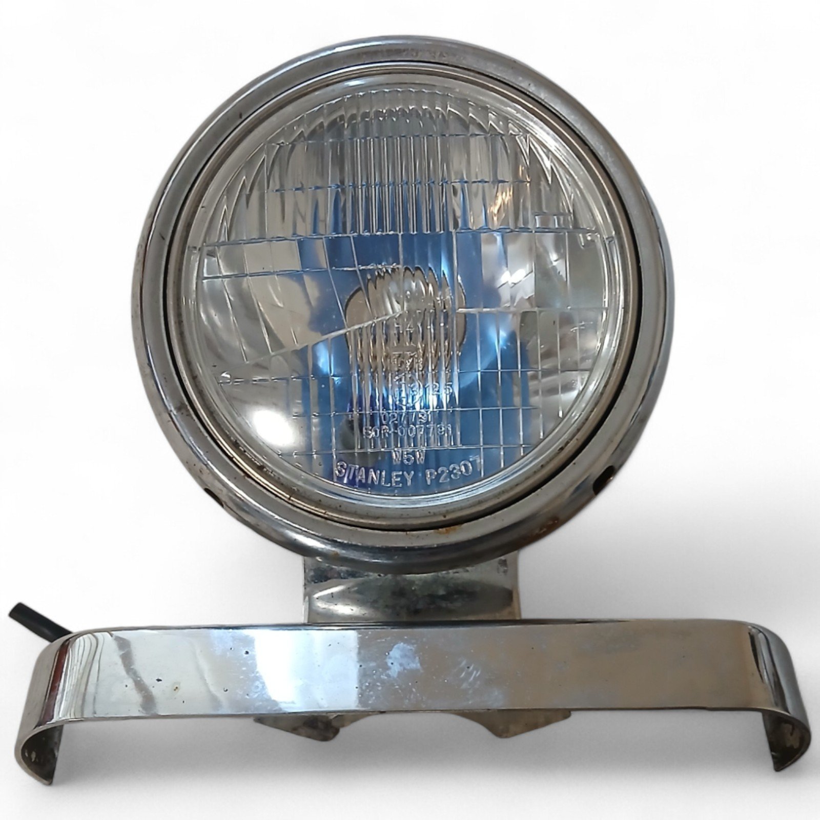 17044_2028129-Photoroom.jpg Kawasaki BN 125 125 2002 Headlight OEM 022791 50R-07791 Stanley P2307 - Image 1