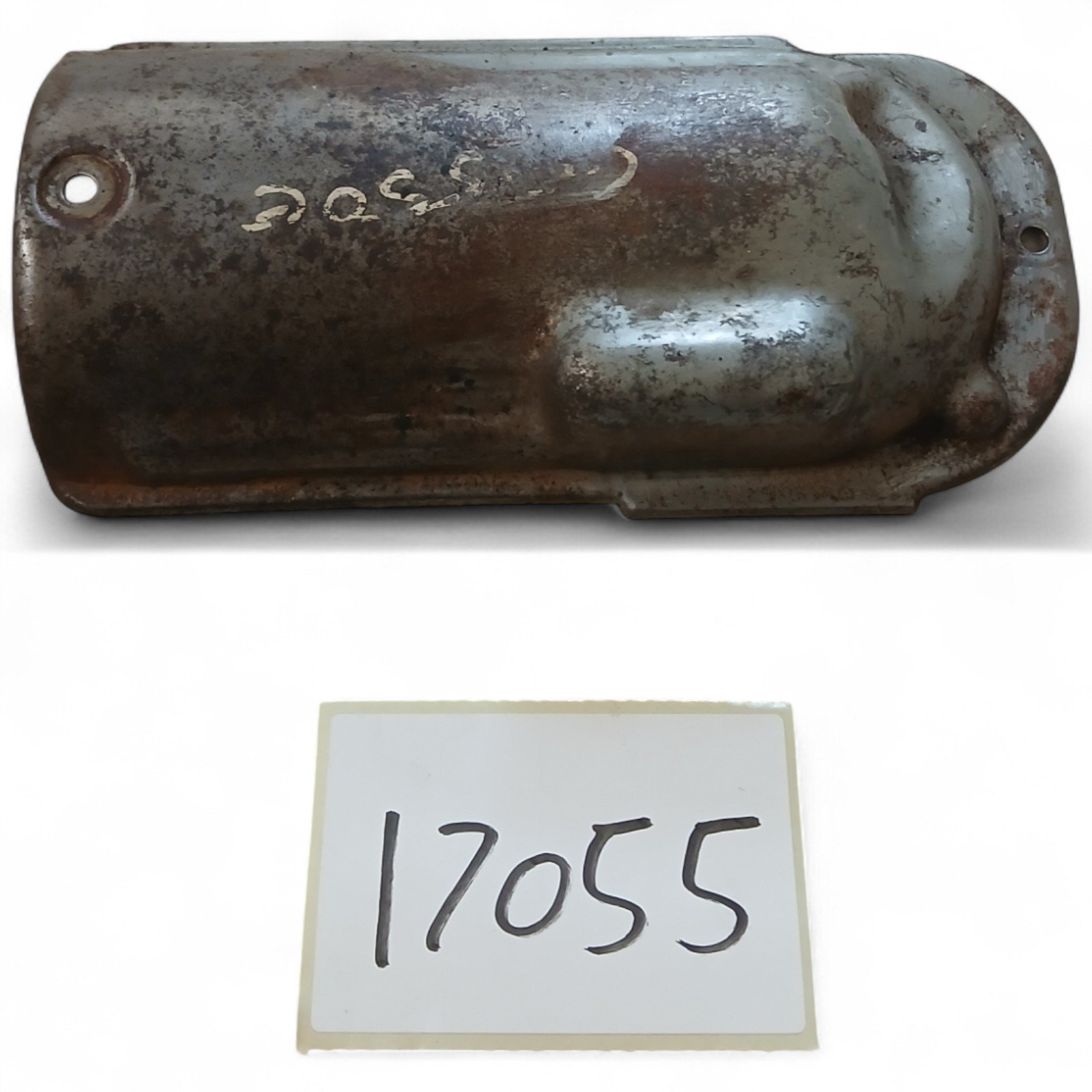 17055_2028129.jpg Suzuki GS 550 E 550 1980 Starter Motor Cover OEM - Image 1